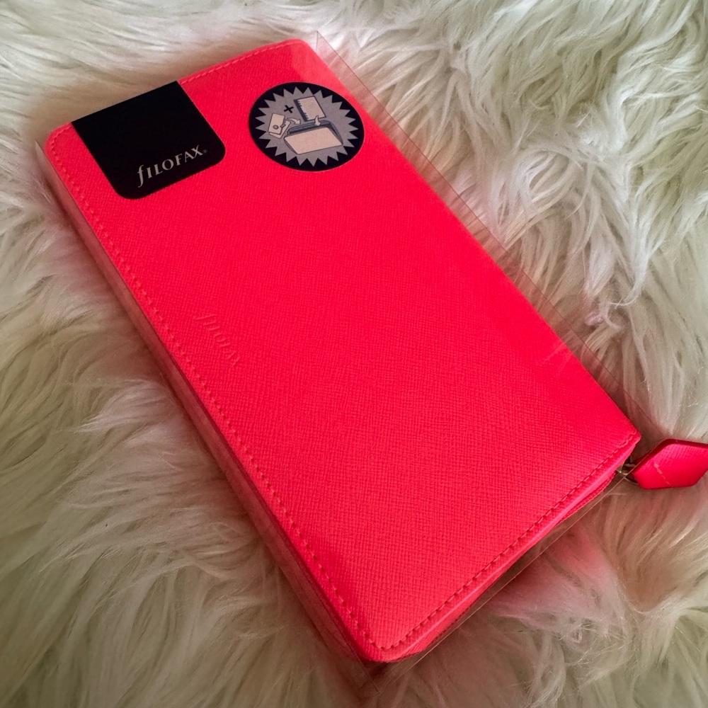 Hot Pink Filofax Saffiano Personal Compact Zip Organizer